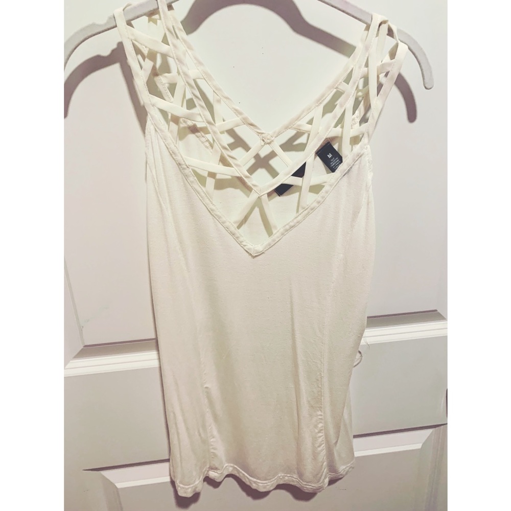White Tank - Buckle